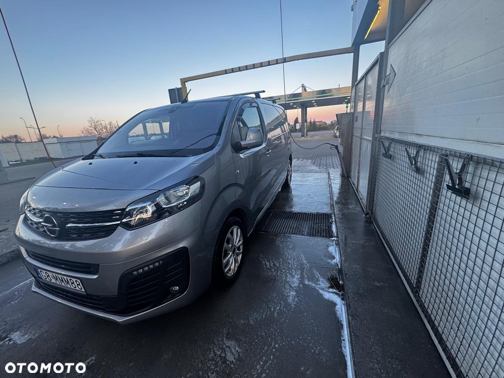 Opel Vivaro - 2