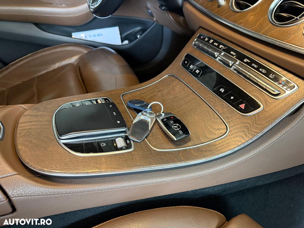 Mercedes-Benz E 220 d 9G-TRONIC Sportstyle Edition - 13