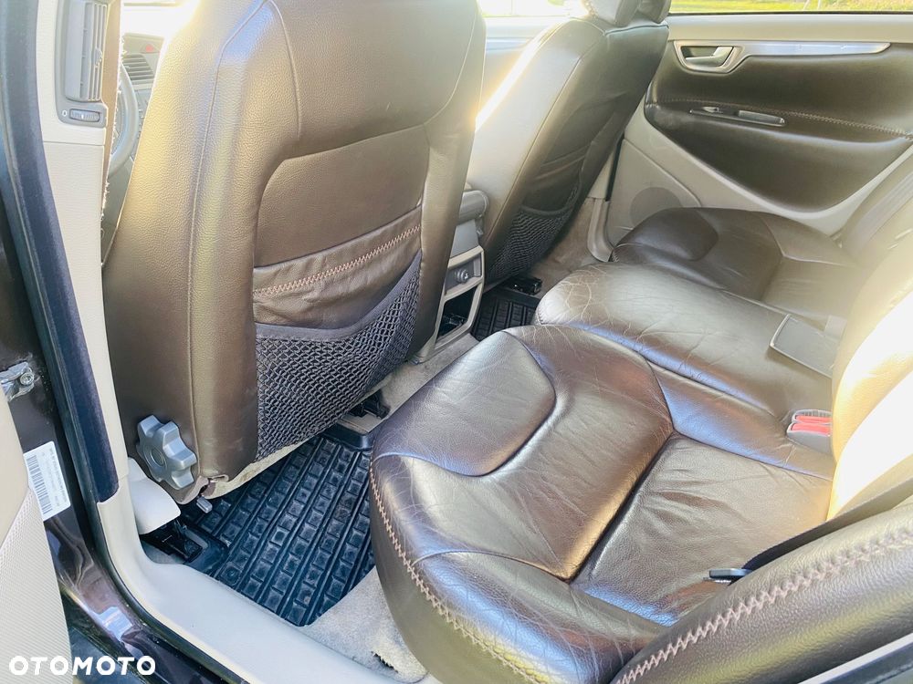 Volvo V70 Cross Country 2.4 AWD - 13