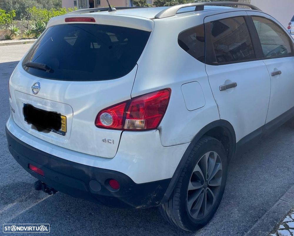 Nissan Qashqai 2.0 dCi Tekna Premium 17 - 6