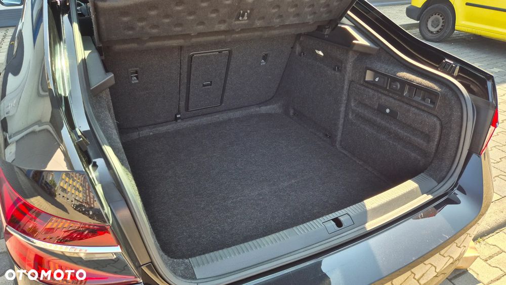 Skoda Superb 2.0 TDI Style DSG - 23