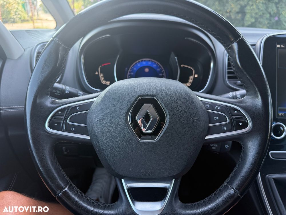 Renault Grand Scenic Energy dCi 110 S&S Bose Edition - 21