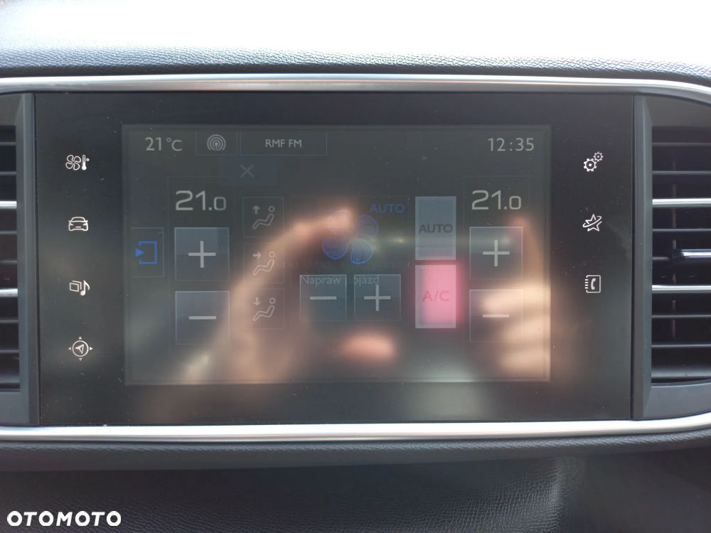 Peugeot 308 1.6 BlueHDi Allure S&S - 18