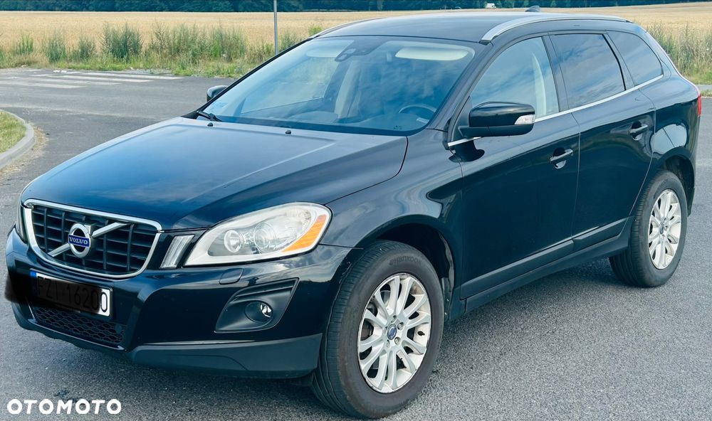 Volvo XC 60 2.4D Momentum - 1