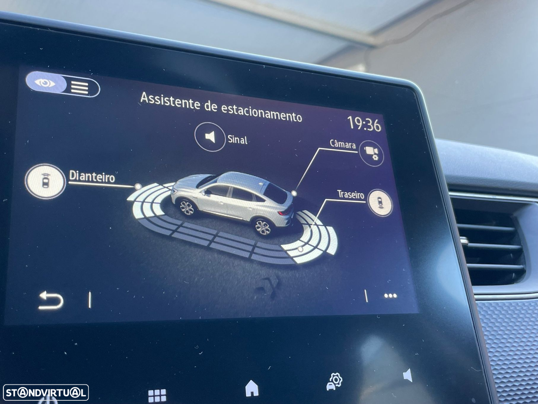 Renault Arkana 1.6 E-Tech Business - 26