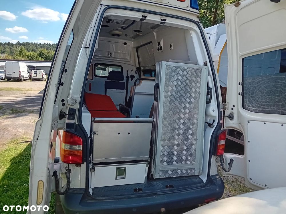Volkswagen Transporter T5 - 5