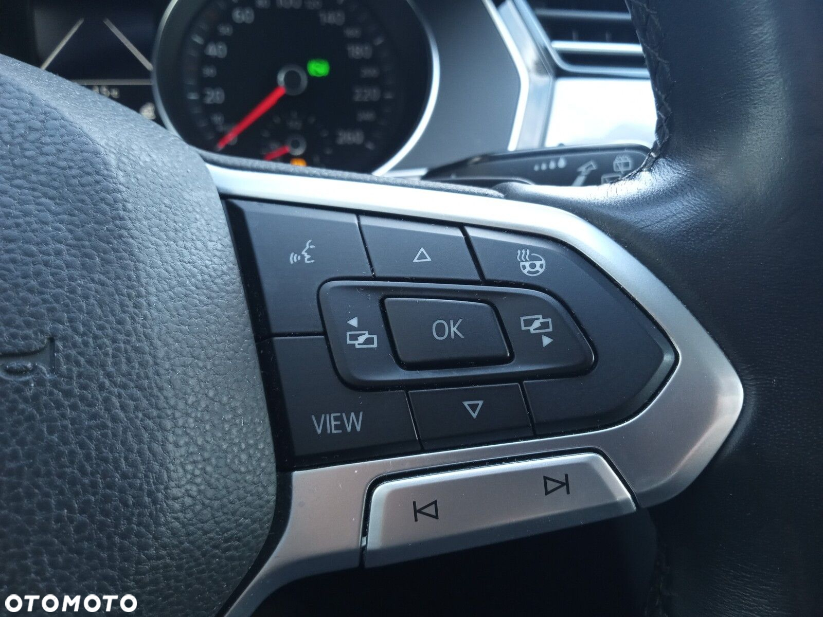 Volkswagen Passat 2.0 TSI Business DSG - 16