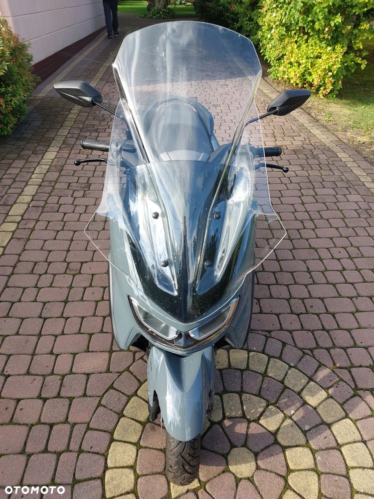 Yamaha NMAX - 2