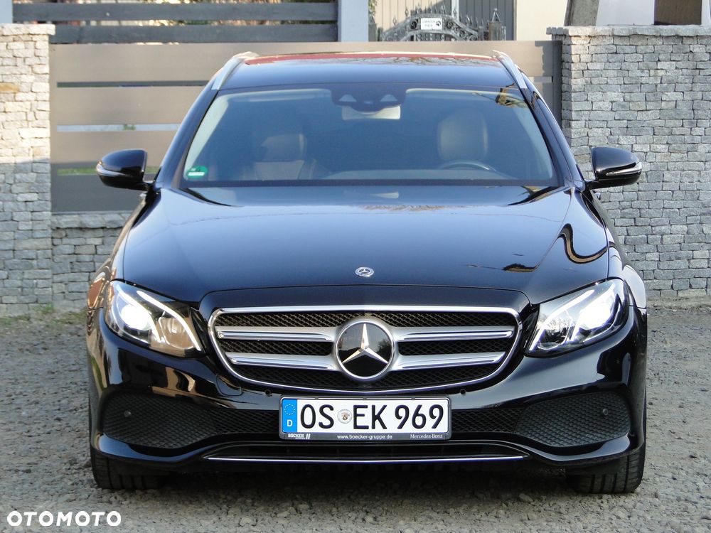 Mercedes-Benz Klasa E 220 d 9G-TRONIC - 2