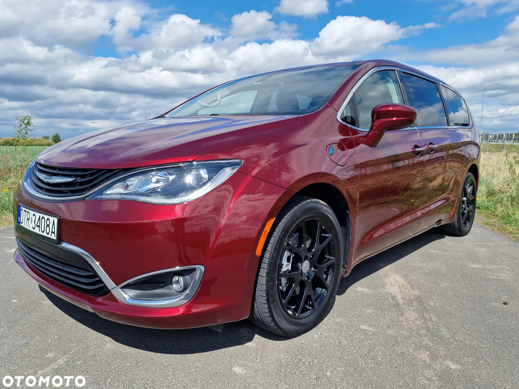 Chrysler Pacifica - 15