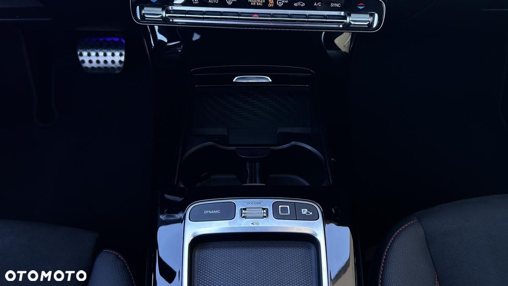 Mercedes-Benz CLA - 19