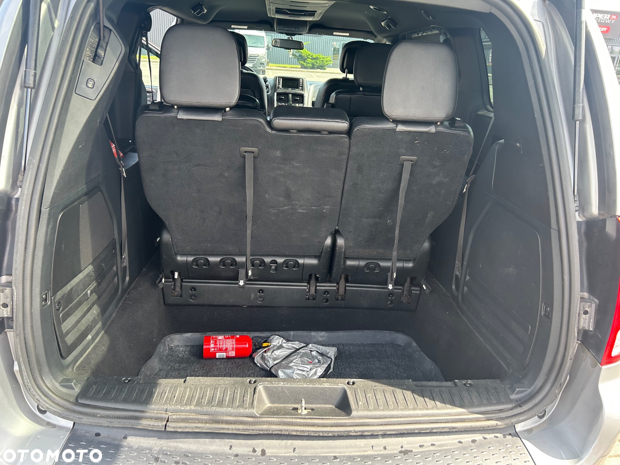 Dodge Grand Caravan - 23