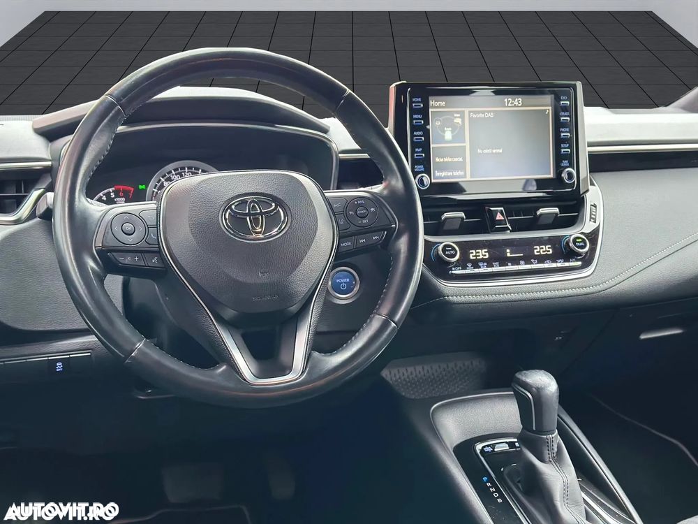 Toyota Corolla 1.8 HSD Dynamic - 13