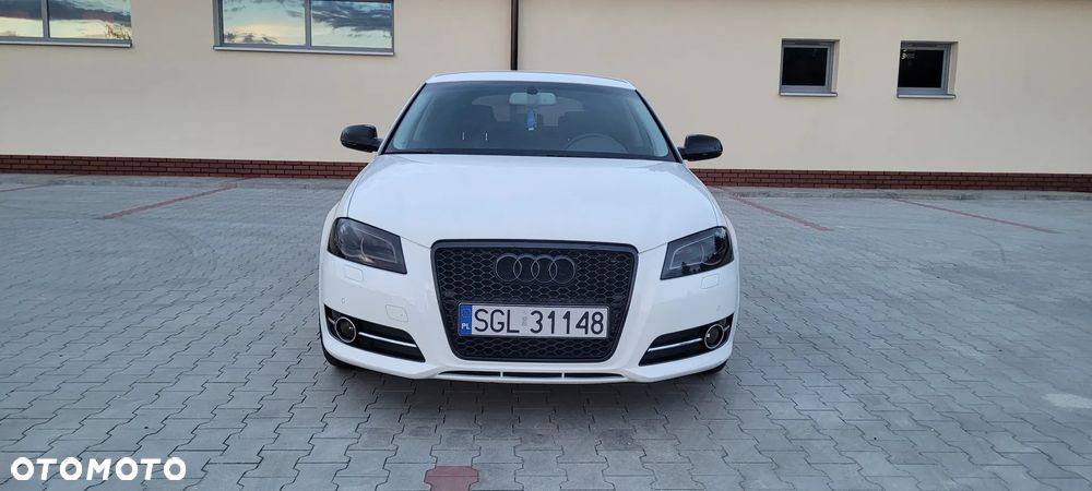 Audi A3 Sportback 1.6 TDI DPF Ambiente S tronic - 3