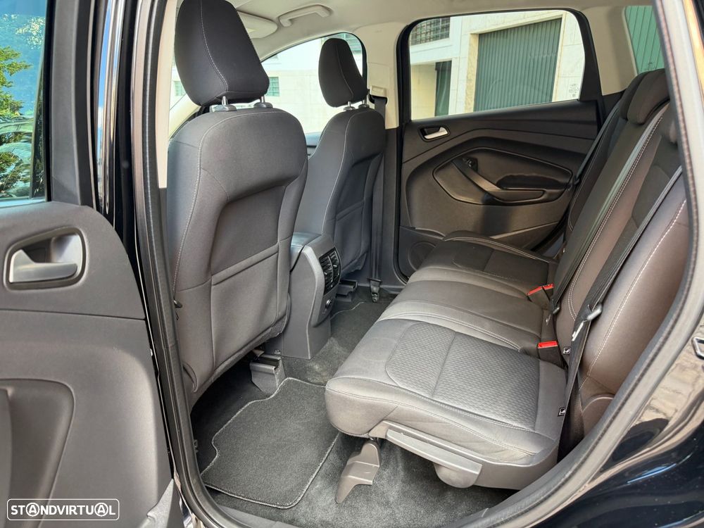 Ford Kuga 1.5 EcoBlue TITANIUM - 23