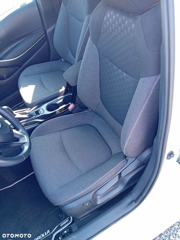 Toyota Corolla 1.8 Hybrid Style - 11