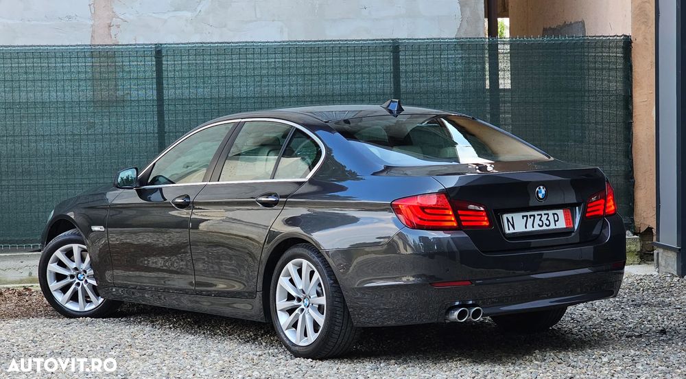 BMW Seria 5 520d Aut. Luxury Line - 21