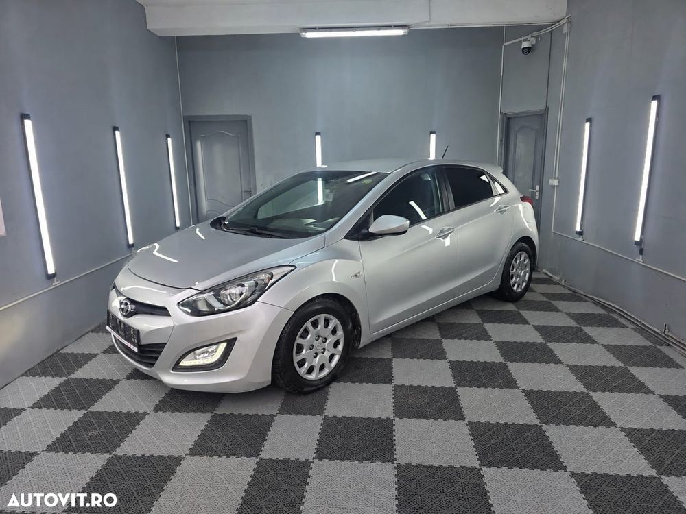 Hyundai i30 1.4 CRDi Comfort - 1