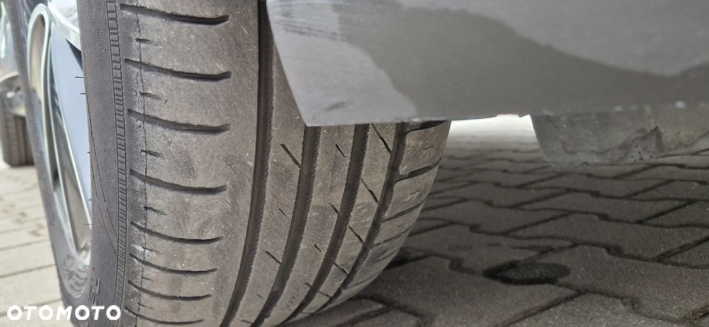 Renault Scenic Energy dCi 130 S&S Bose Edition - 25