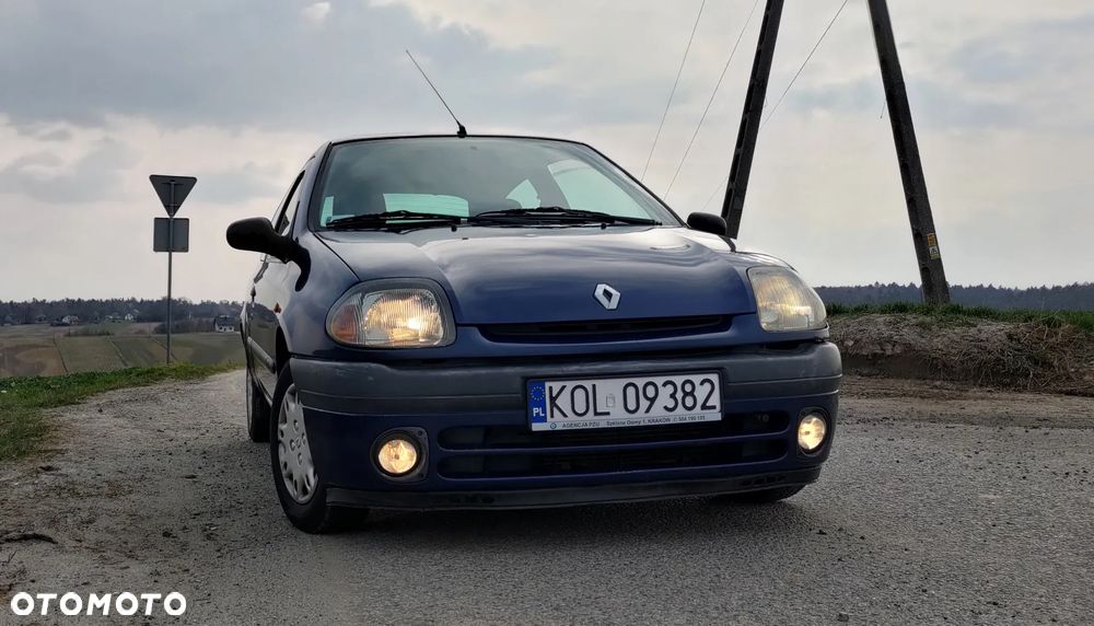 Renault Clio 1.2i RT - 1