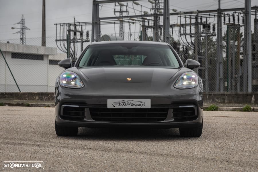 Porsche Panamera 4 S - 9
