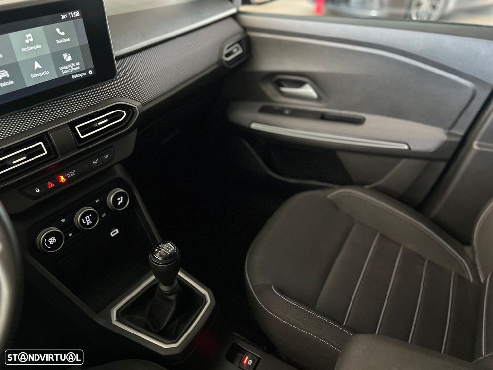 Dacia Jogger 1.0 TCe Extreme 7L - 26