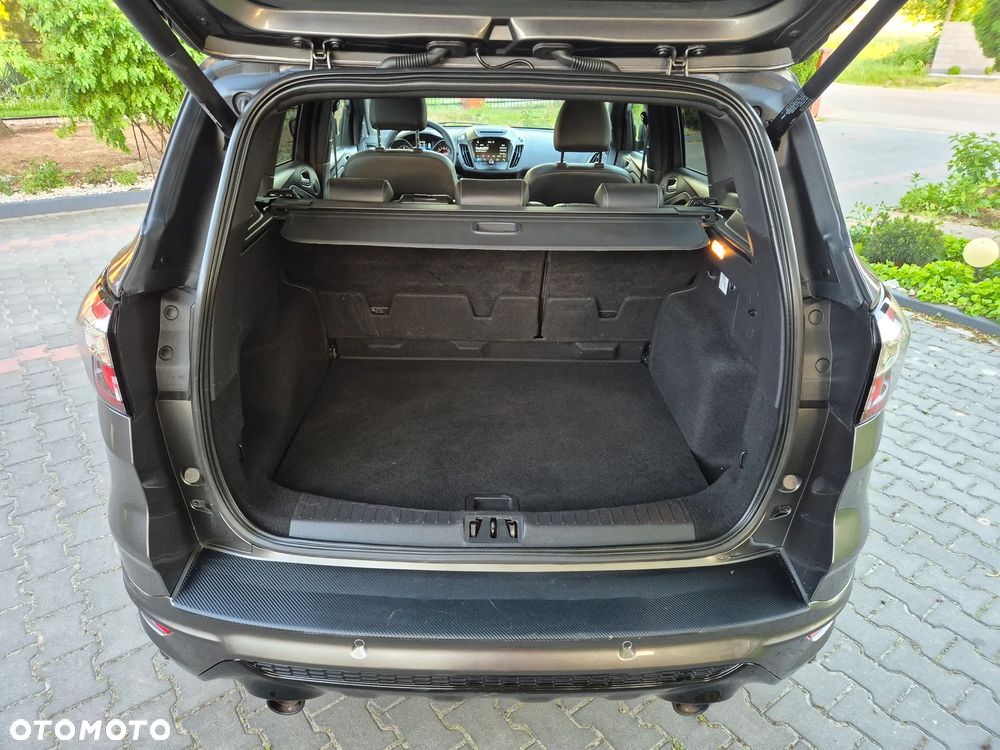 Ford Kuga 2.0 TDCi 4x4 ST-Line - 31