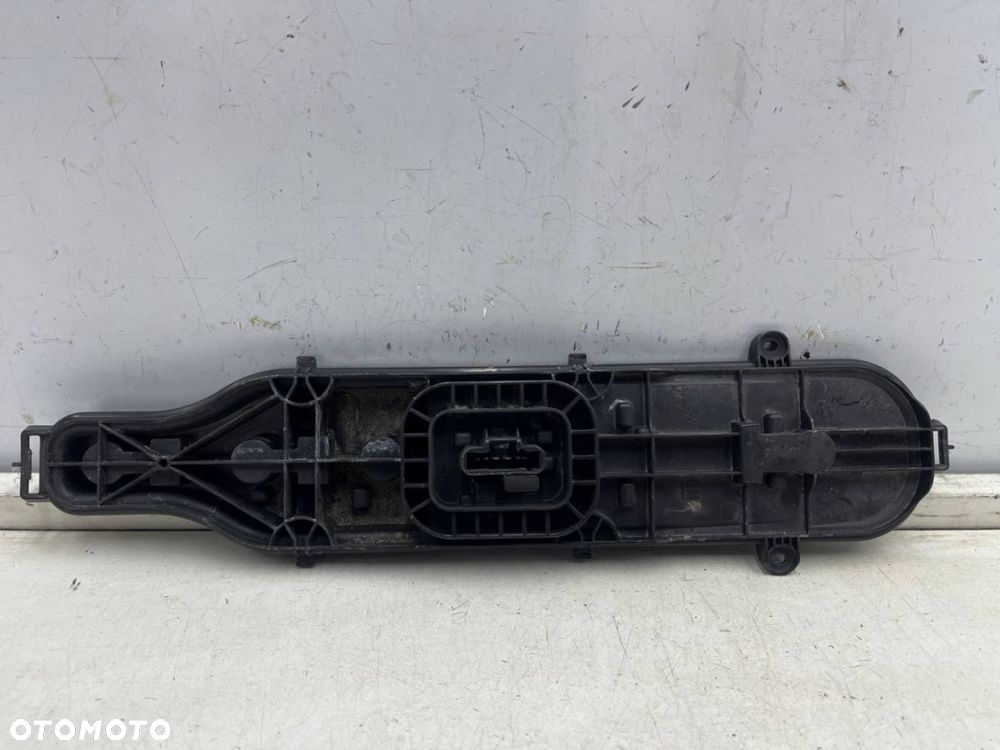 Wkład lampy Citroen Berlingo Partner Proace City Combo E 18r- prawa lewa tylna listwa oprawa żarówek - 9