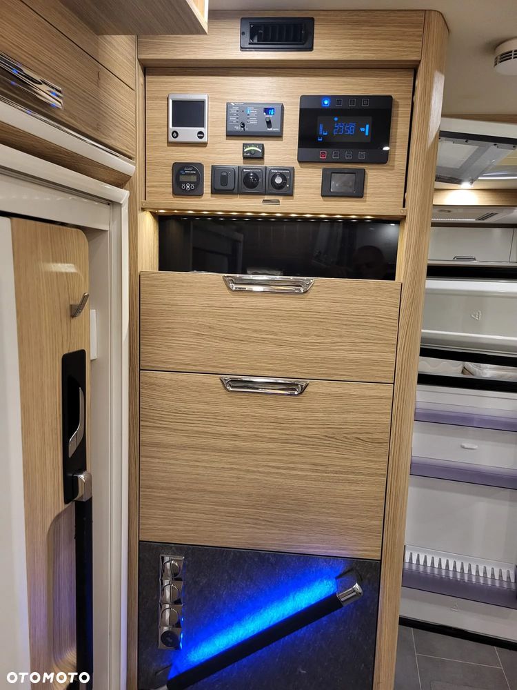 Niesmann-Bischoff 920 - 9