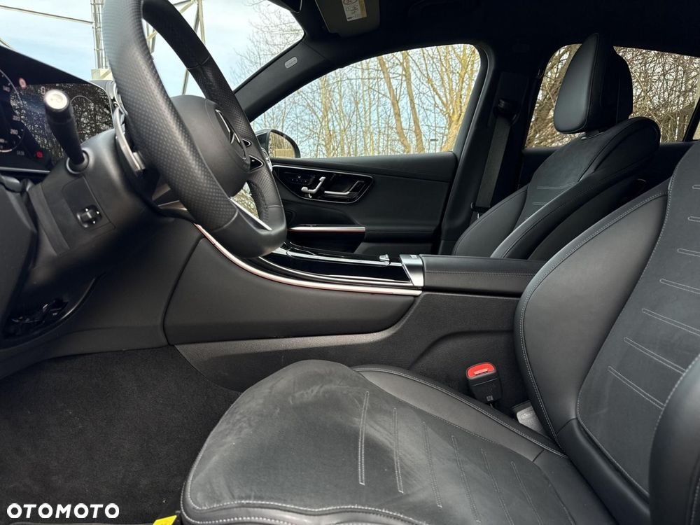 Mercedes-Benz GLC - 13