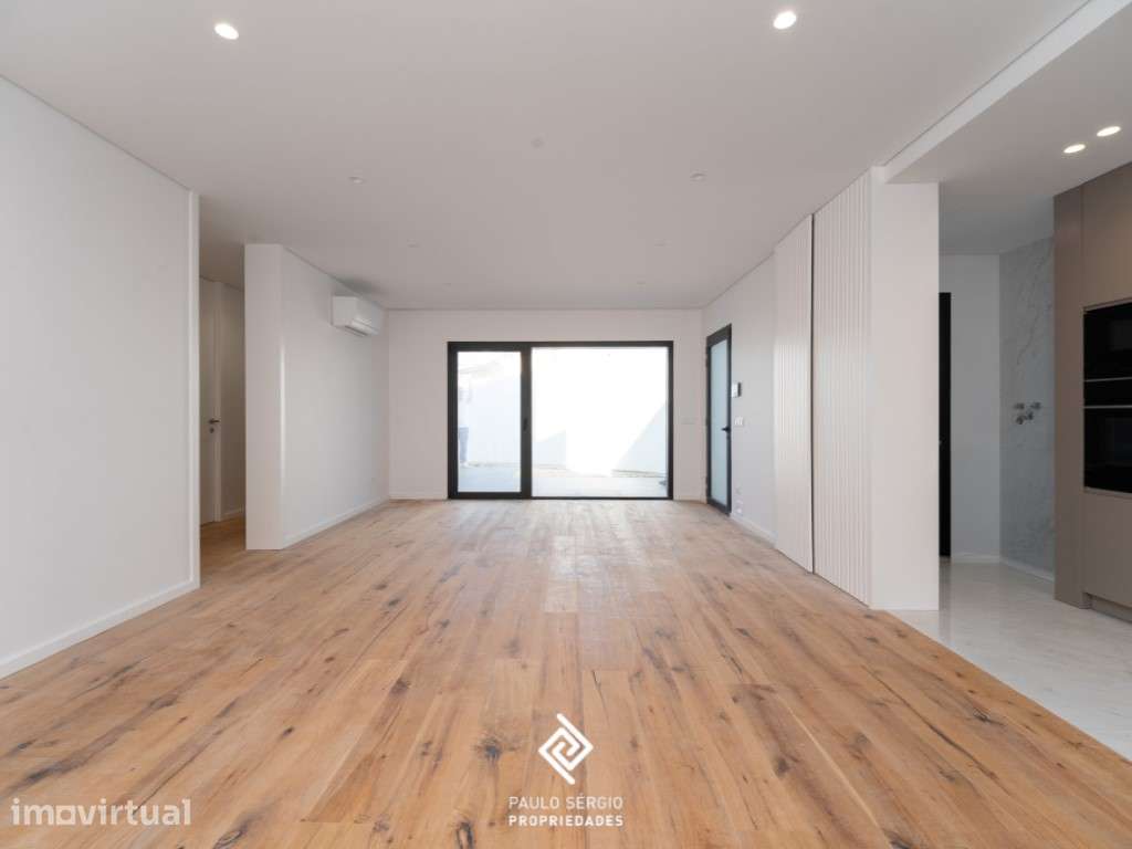 Andar de Moradia T3 Pronto a Habitar em Avintes, Vila Nova de Gaia - Grande imagem: 3/19