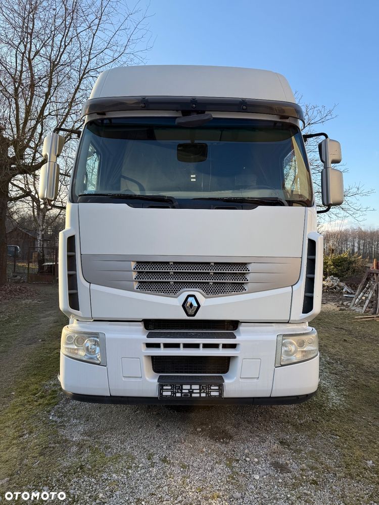 Renault Premium - 2