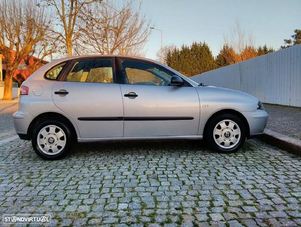 SEAT Ibiza 1.2 12V Passion - 2
