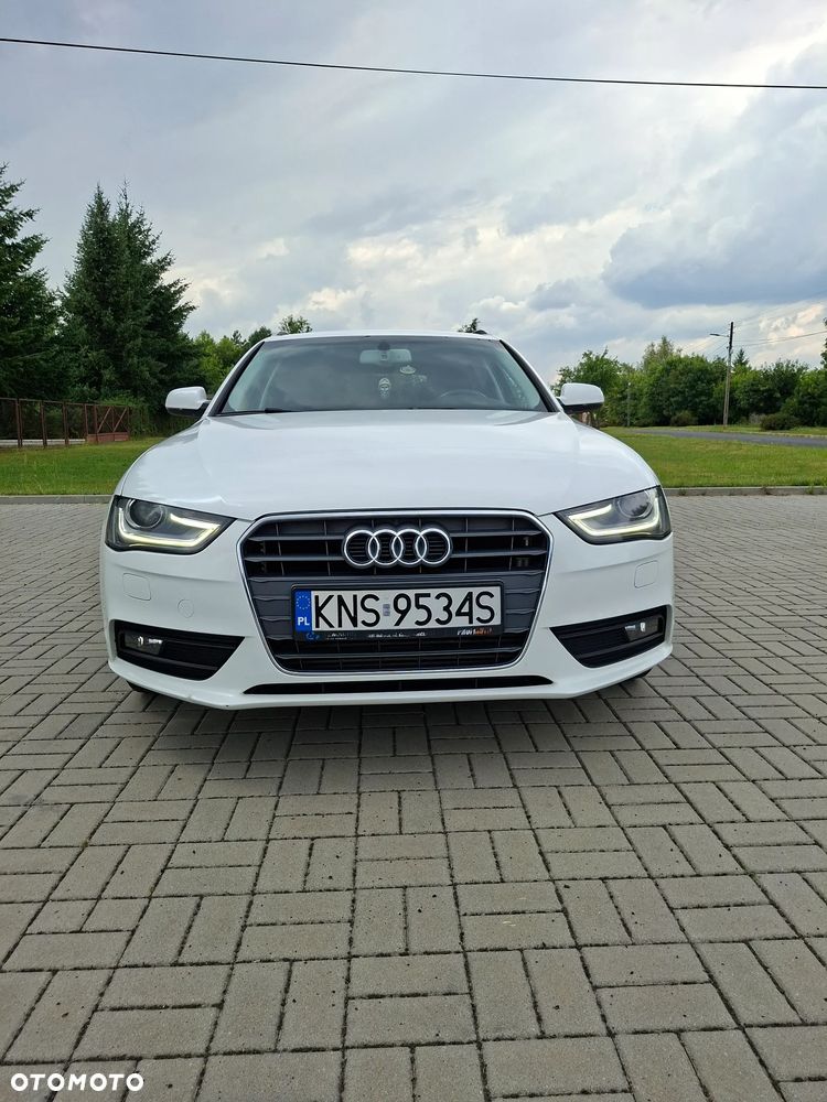 Audi A4 Avant - 4