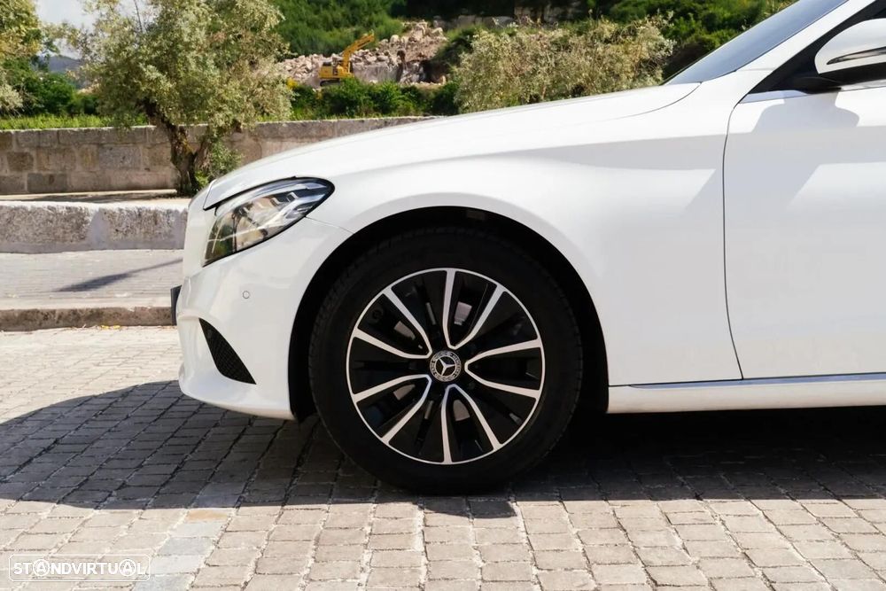 Mercedes-Benz C 220 - 52