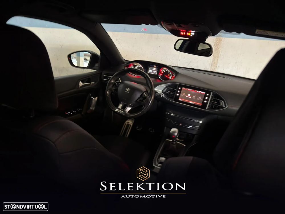 Peugeot 308 1.2 PureTech GT Line - 8