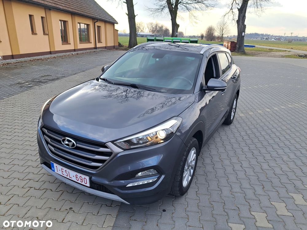 Hyundai Tucson 1.7 CRDI BlueDrive Style 2WD - 32