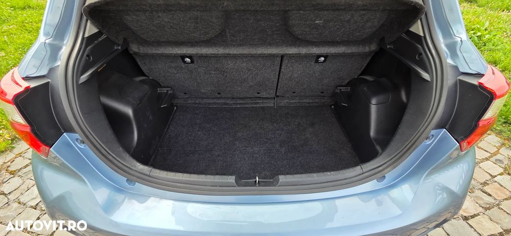 Toyota Yaris 1.5 VVT-i HSD Luna - 31