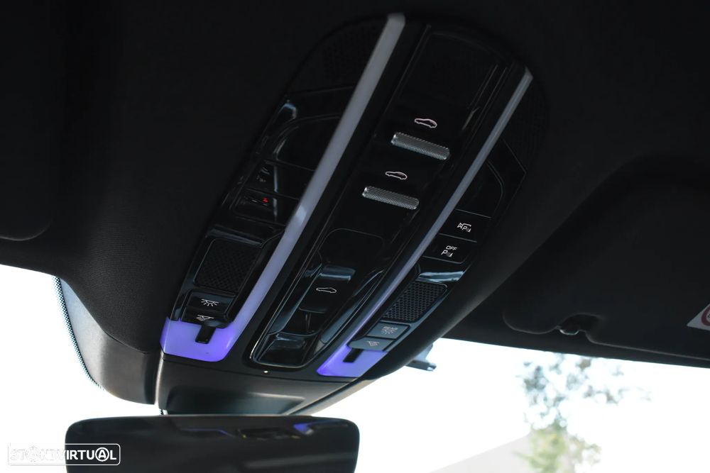 Porsche Panamera Sport Turismo 4 E-Hybrid Platinum Edition - 51