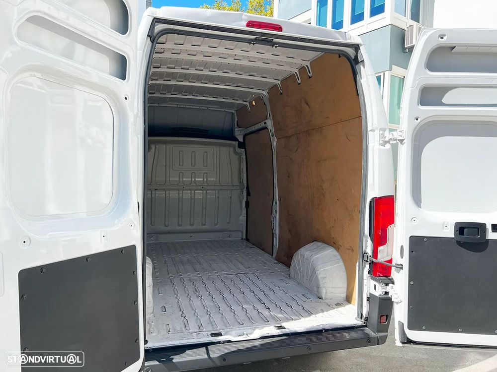 Peugeot Boxer 2.2 BlueHdi 335 L3H3 - 22