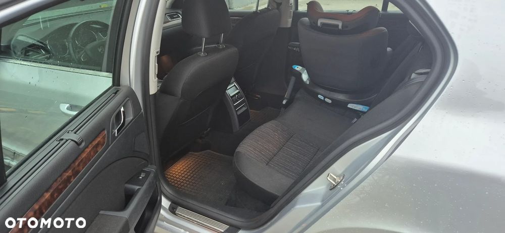 Skoda Superb 2.0 TDI Elegance - 21