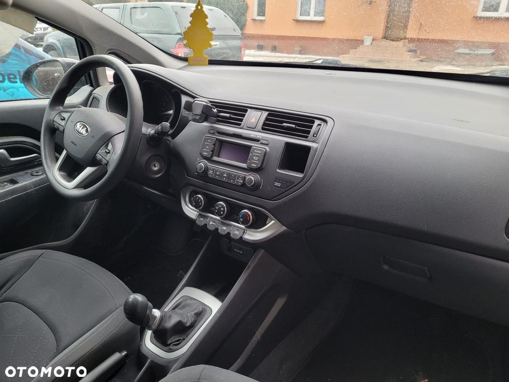 Kia Rio 1.4 XL - 6