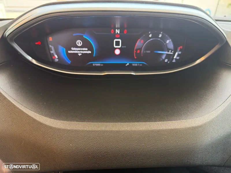 Peugeot 3008 1.6 BlueHDi Allure EAT6 J18 - 15