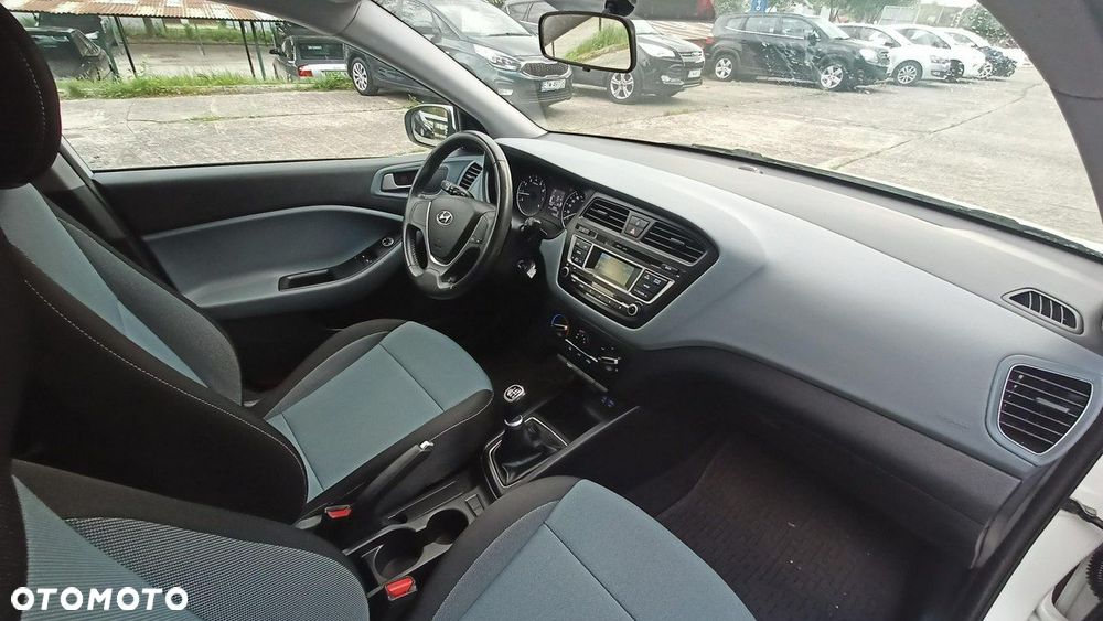 Hyundai i20 1.2 Classic Plus - 34