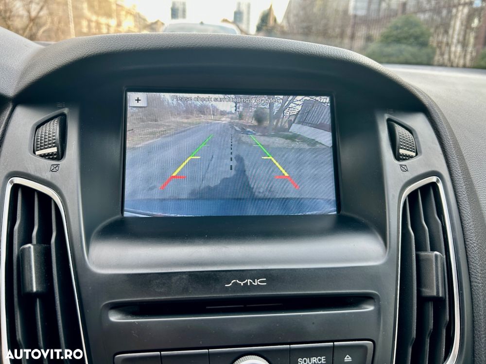 Ford Focus 1.0 EcoBoost Trend - 13