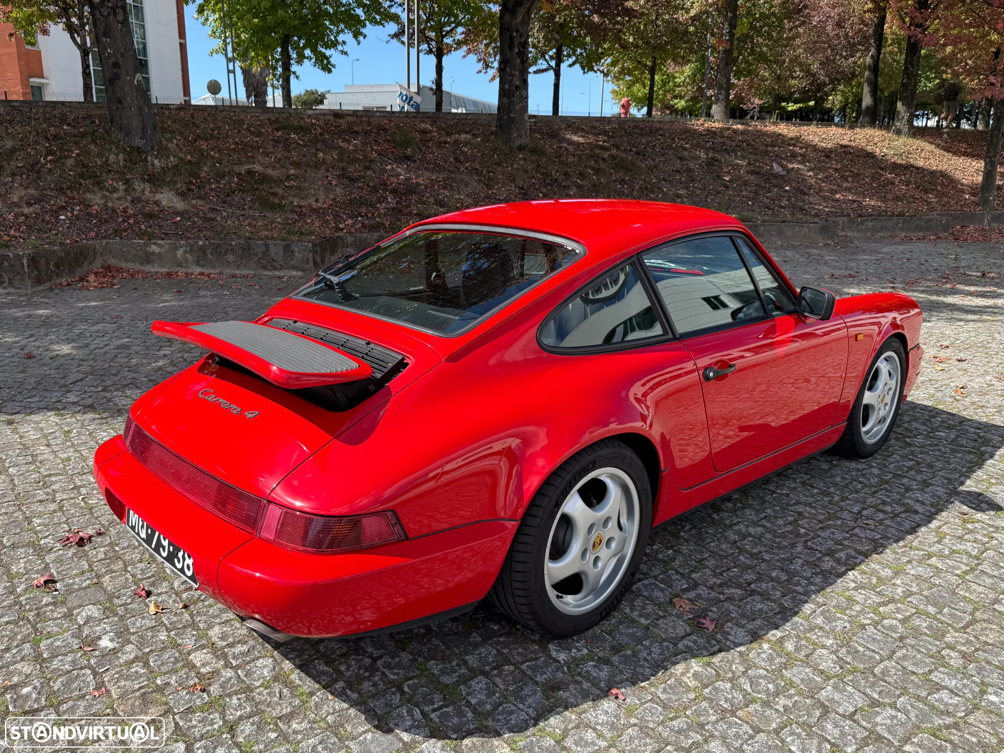 Porsche 911 (964) Coupé 3.6 Carrera 4 - 14