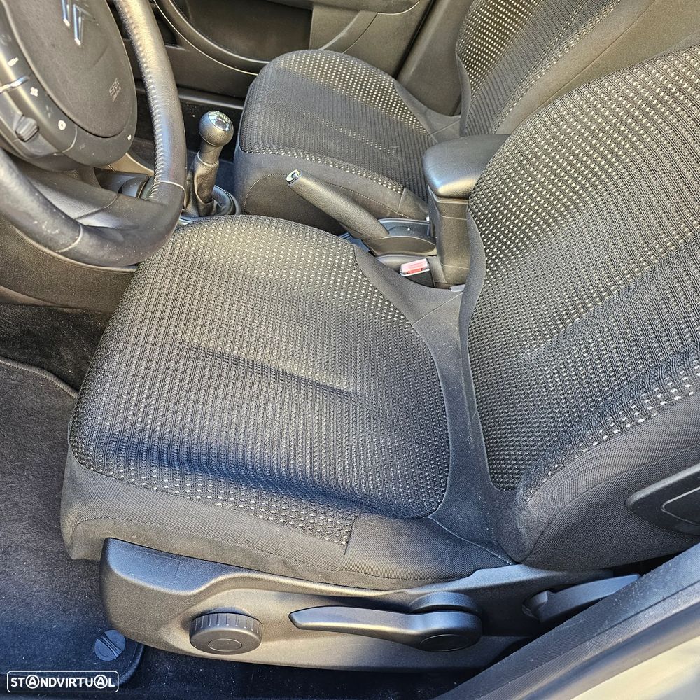 Citroën C4 1.6 HDi SX Airdream - 12