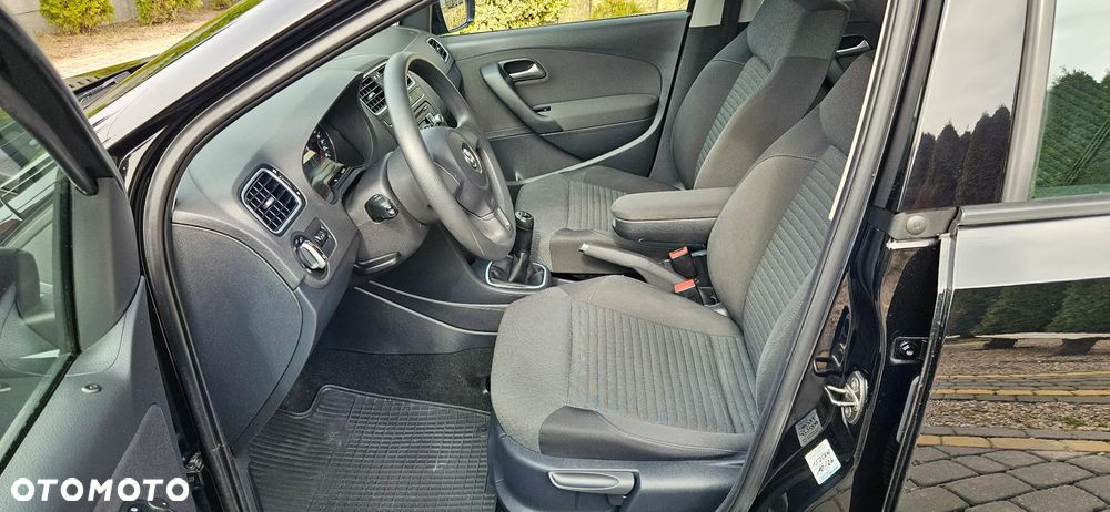 Volkswagen Polo - 8