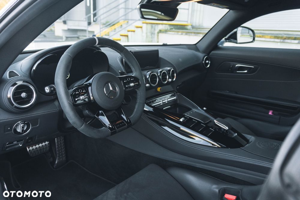 Mercedes-Benz AMG GT - 39