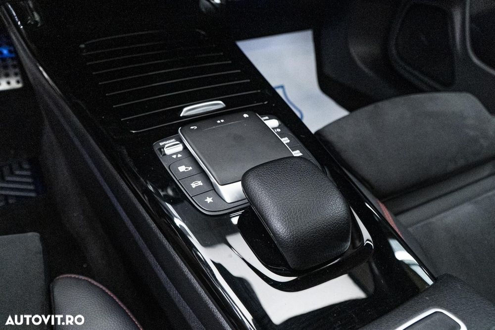 Mercedes-Benz CLA 200 7G-DCT Edition AMG Line - 27